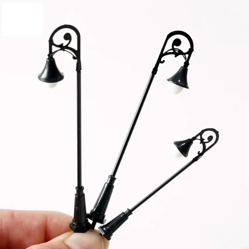 Retro Street Lamp Model Figure Model with 1:100 1:150 Scale For Architectural Display And Train Set Decoration