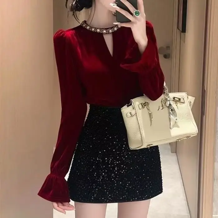 

Women Clothing New Hollow Out Temperament Solid Shirt Tops Long Sleeve Solid Loose Elegant Blouse Fashion Vintage Spring Autumn