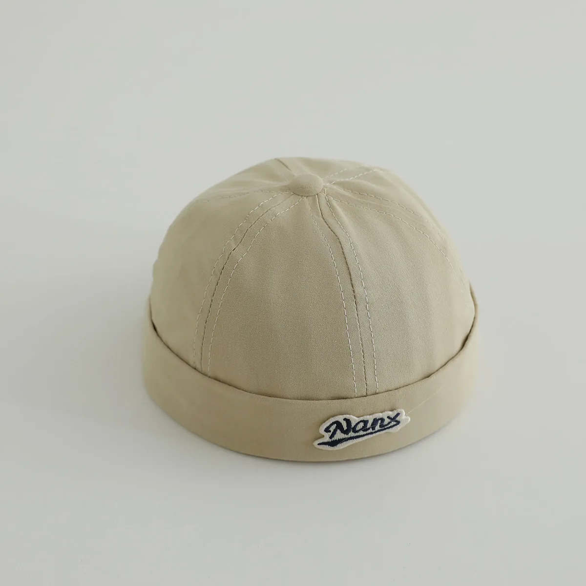 2025 ฤดูใบไม้ผลิฤดูร้อนใหม่ Docker หมวกเด็กชายหญิง Brimless หมวกเย็บปักถักร้อยหมวกน่ารัก