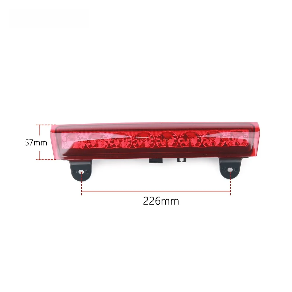 

Replacement Rear Cargo Brake Light Taillights for For CHEVROLET for Suburban and Models 2000 to 2006 GM2890107
