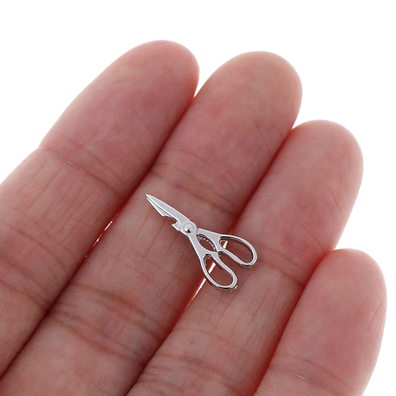 Hot sale 1Pcs Mini Metal Scissors Miniature Dolls House Furniture 1:12 Dollhouse Decor