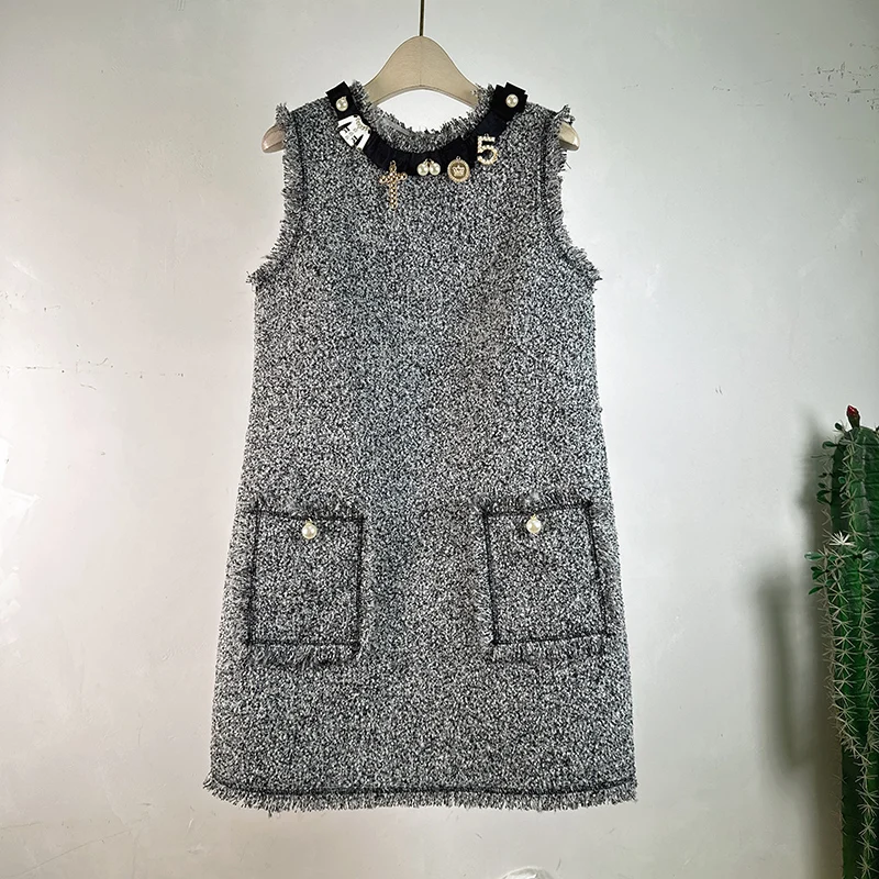 MiiiiX French Elegant Short Tweed Vest Dress Women 2024 New Autumn Fashion Loose Design Thicken Casual Tank Dress Female Clothes