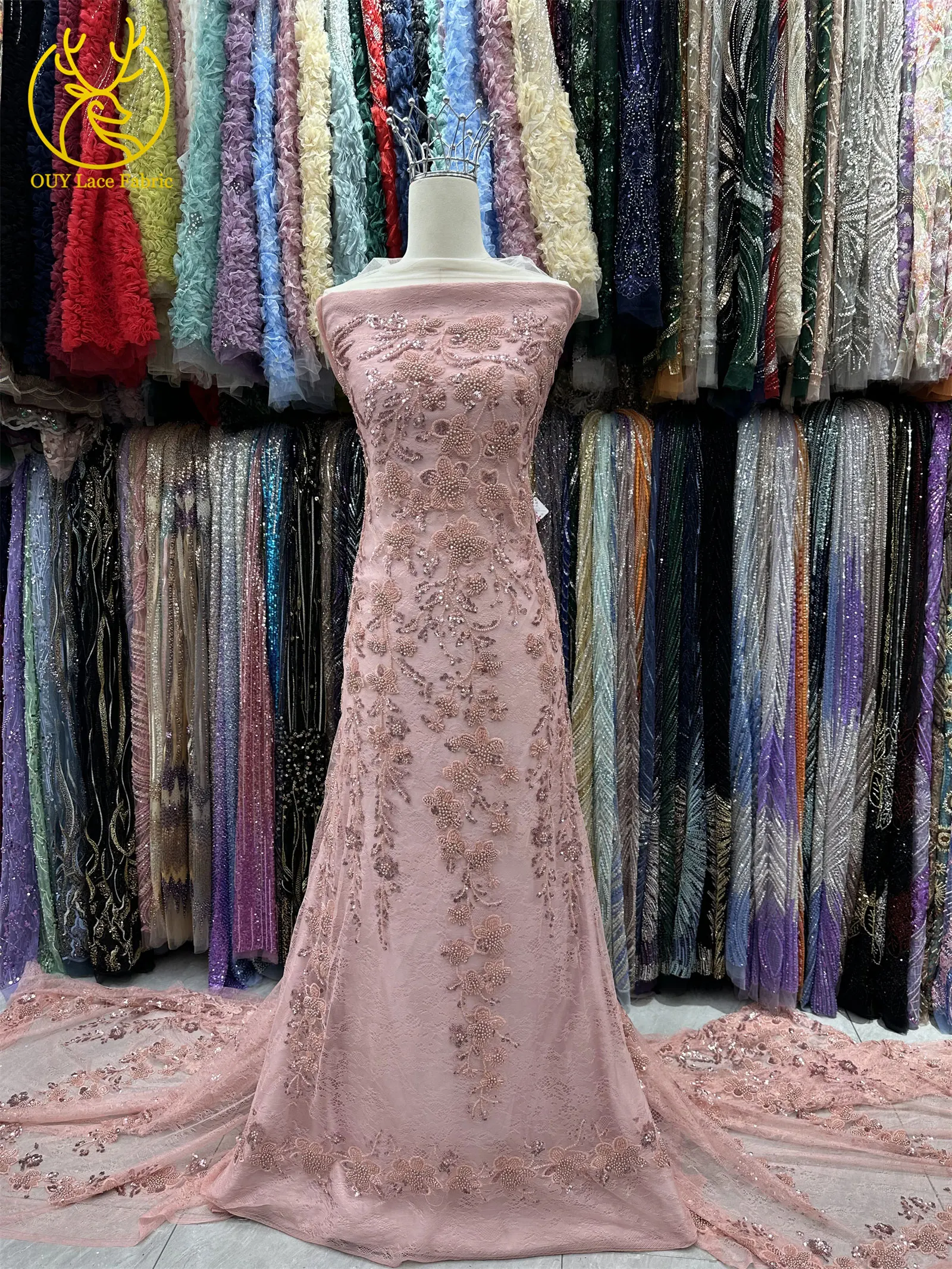 Afrikanischer Bräutigam Bestickter Pailletten-Spitzenstoff 2026 Luxuriöser Marineblauer Französischer Perlen-Spitzenstoff für Braut-Hochzeitskleider und Partykleider zum Nähen – Detail 9