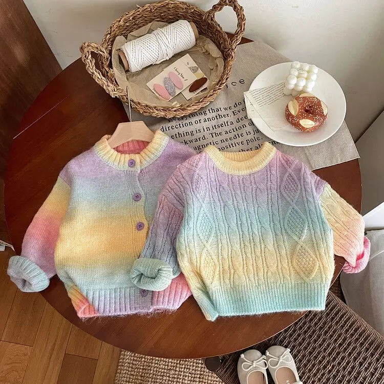 Girls Gradient Thickened Sweater 2024 Children Stylish Winter Korean Top Girls Rainbow Round Neck Knitted Sweater