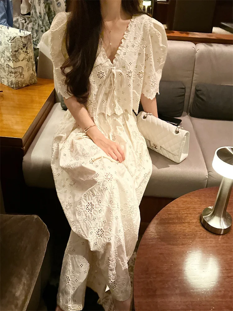 Ensemble de robe de style Boho pour femme, broderie en dentelle évidée, jupe mi-longue plissée taille haute, blanc, 2 pièces, vacances d'été