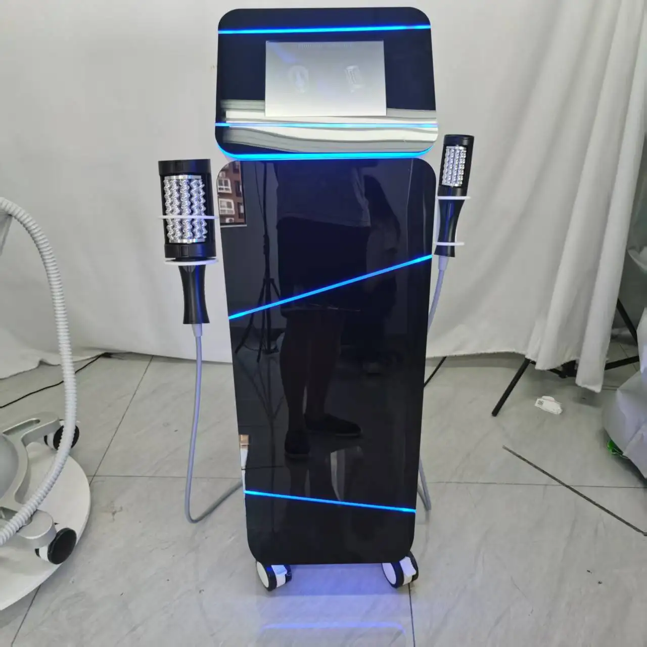 

Аппарат для коррекции фигуры EMSzero RF 2-в-1, специализированное оборудование для стимуляции мышц и удаления жира, EMS Hiemt Pro