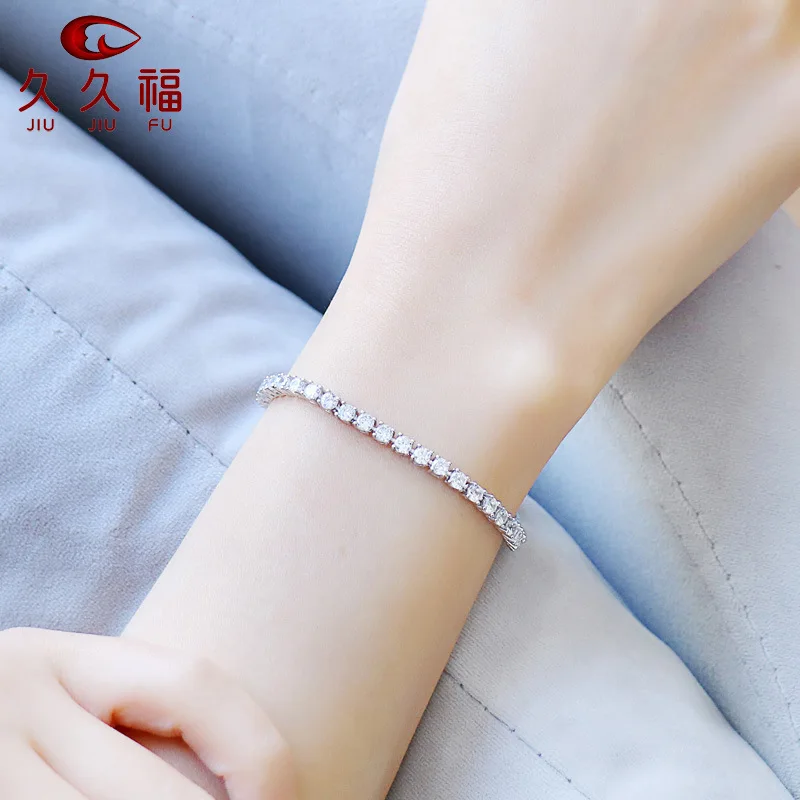 Chic Simple Four-Claw Bracelet for Women, PT950 Platinum with Single 0.5 Carat Moissanite, serve as a delicate gift for ladies.