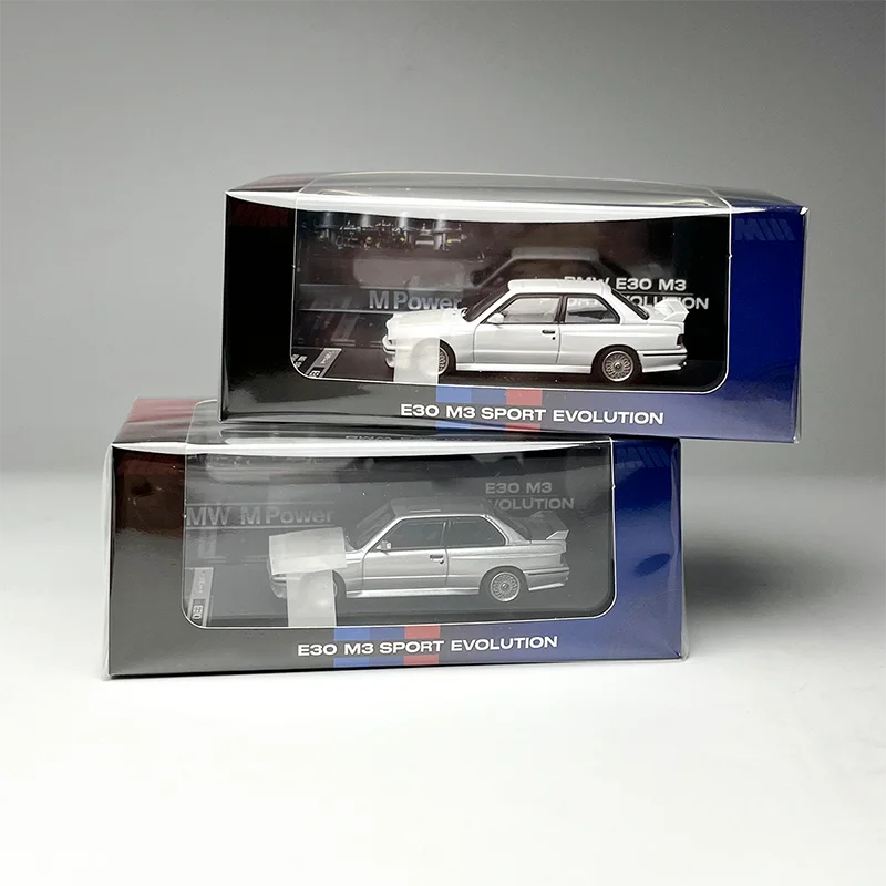 

Масштабная модель автомобиля Mortal 1:64 E30 M3 SPORT EVOLUTION из сплава, сувенир, коллекционный предмет, подарок для хобби