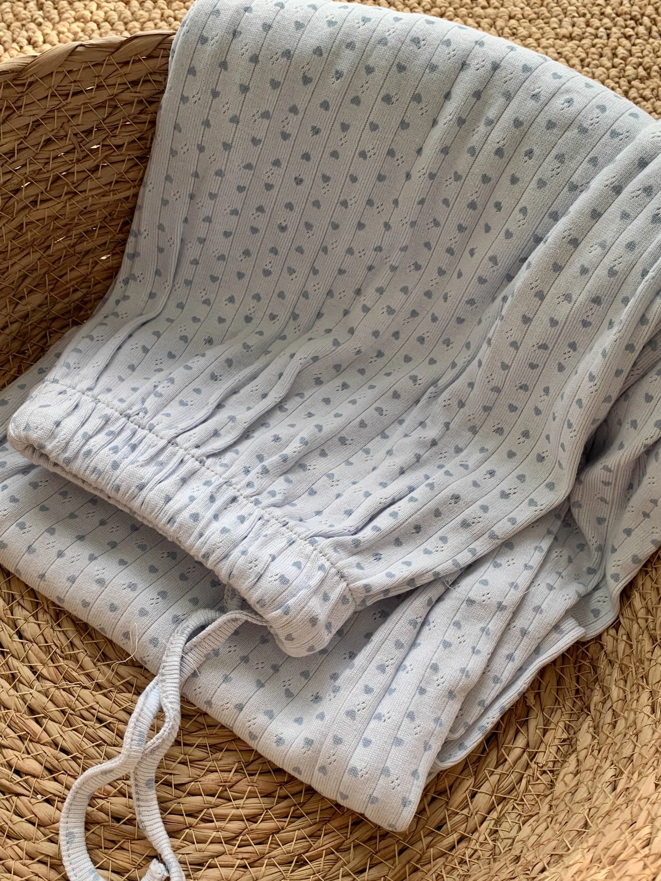 Футболка с длинным рукавом и синим сердцем, комплект брюк, женские футболки на пуговицах + прямые брюки на шнурке, хлопковая домашняя пижама с вырезами, комплекты из 2 предметов