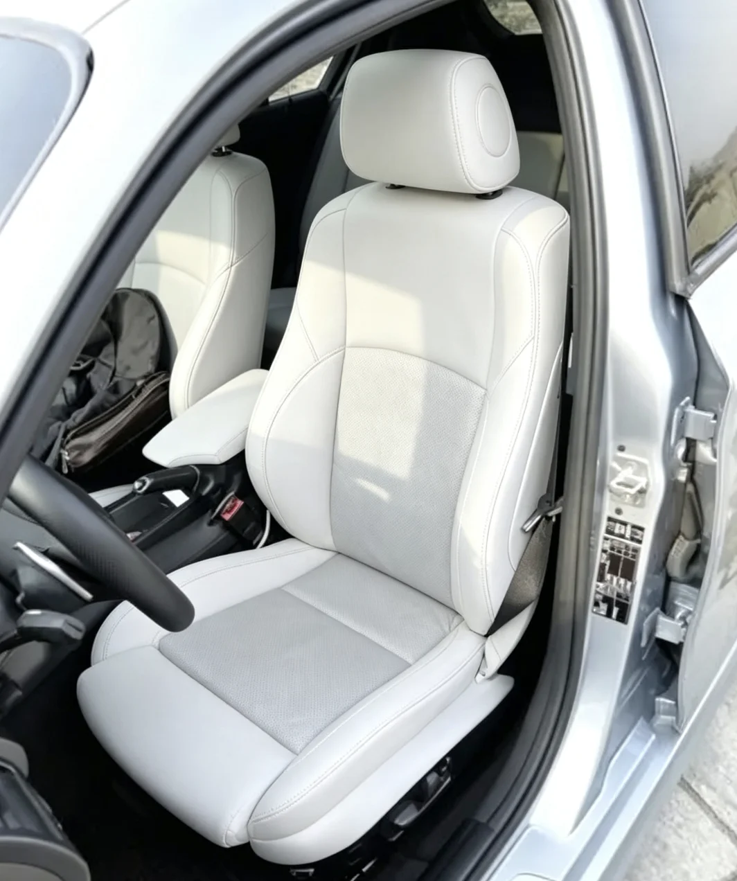 Für BMW E87 2008~2011 Maßgefertigte Autositzbezüge Luxuriöses Nappaleder 100% Passgenau Innenausstattung 360 ° Vollständige Abdeckung – Detail 8