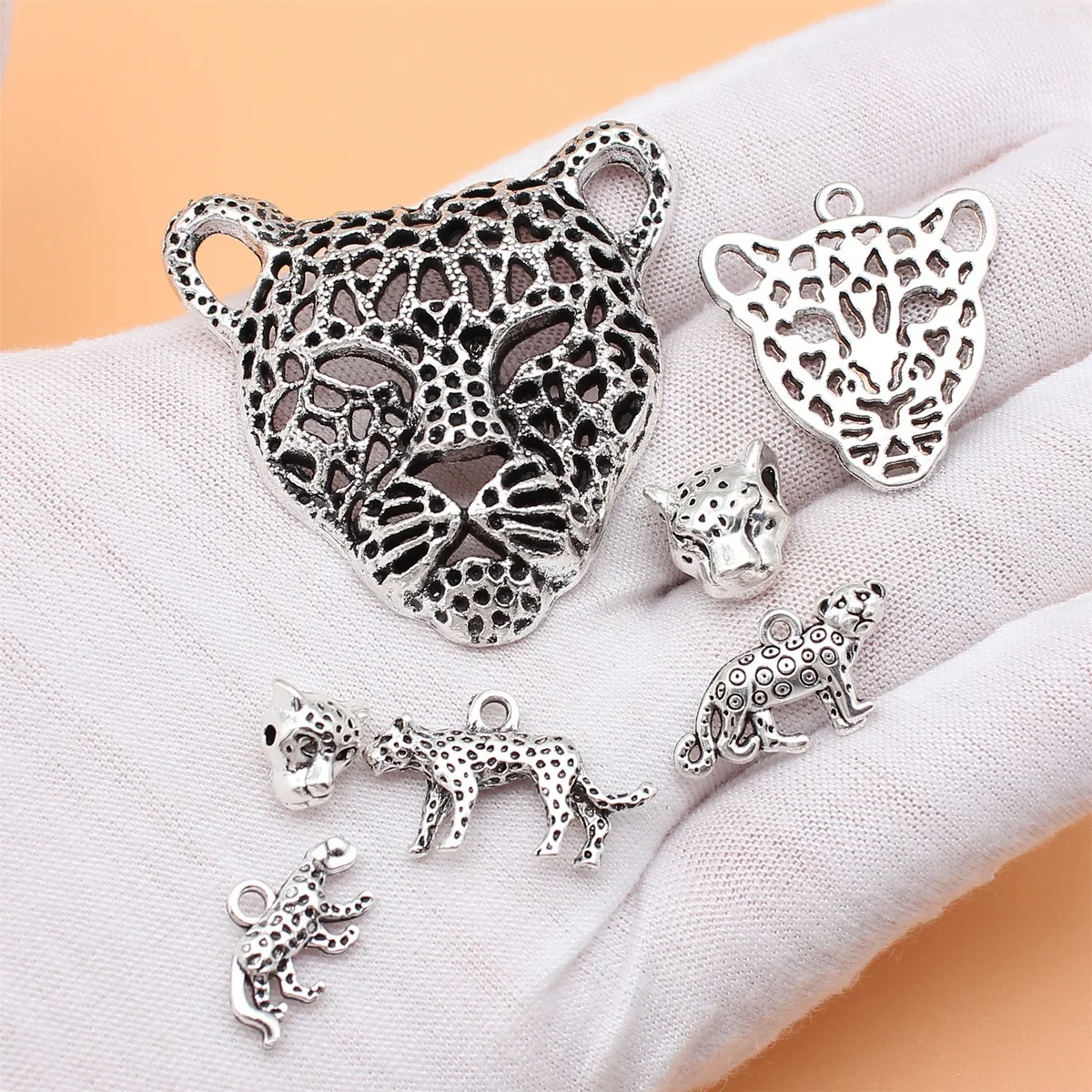 7pcs Antique Silver Color Leopard Charms Collection For DIY Jewelry Making, 7 Styles, 1 of Each