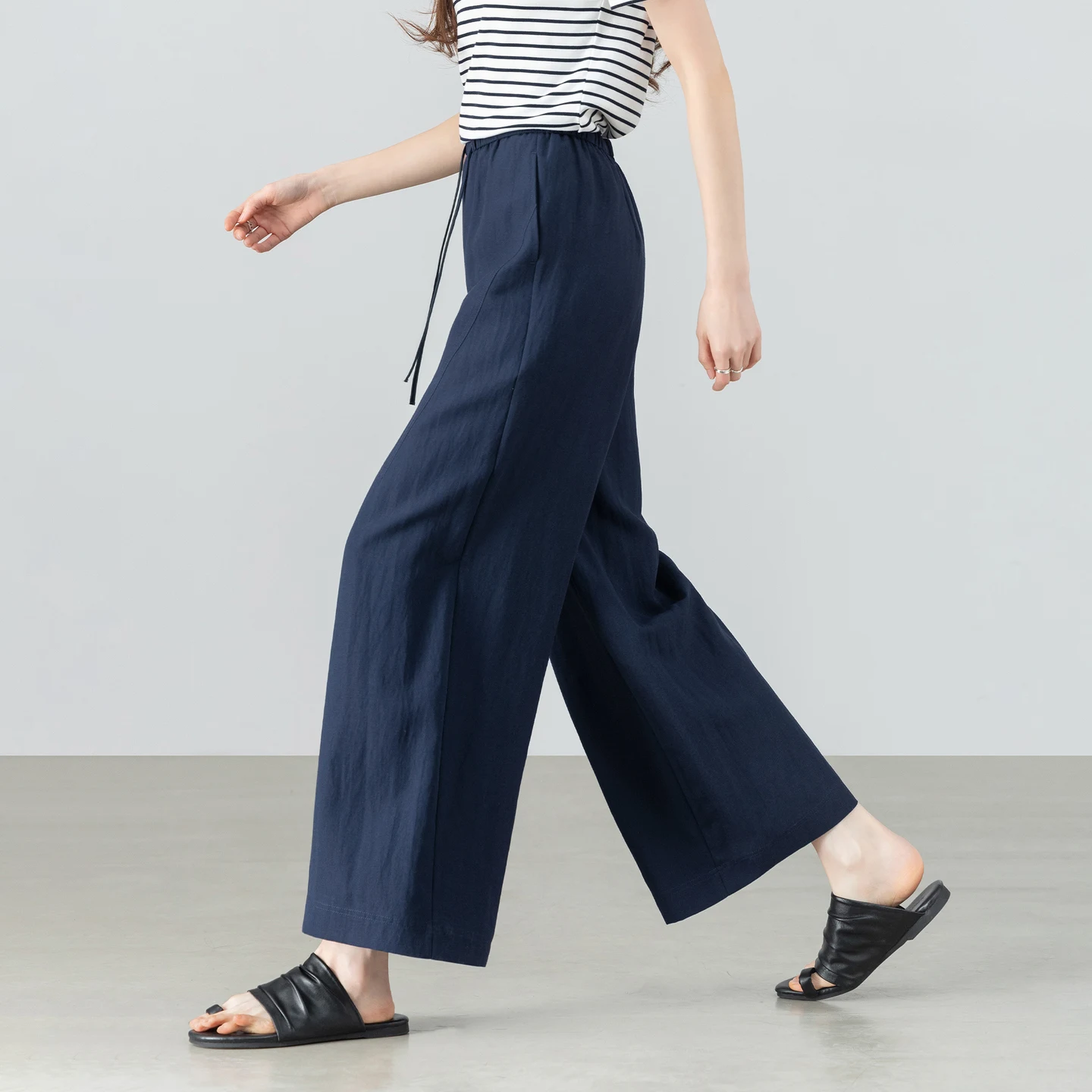SENTUBILA Women's Cropped Pants 2026 Summer Casual Linen Drawstring Elastic Waist Pant Office Loose Straight Trousers 162KA5848