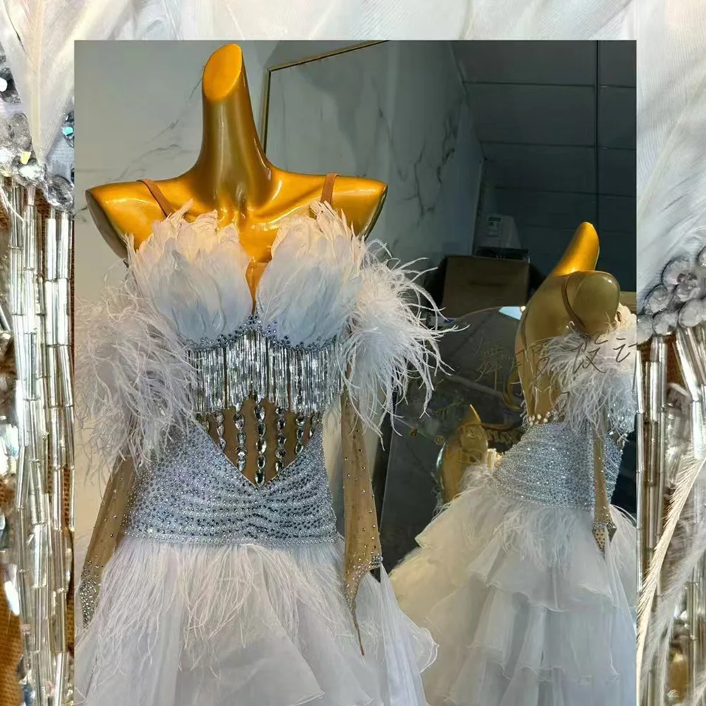 

Женская элитная юбка для соревнований по латинским танцам, индивидуальная юбка с воротником-перьями, одежда для выступлений, платье с бриллиантами и высоким вспышкой