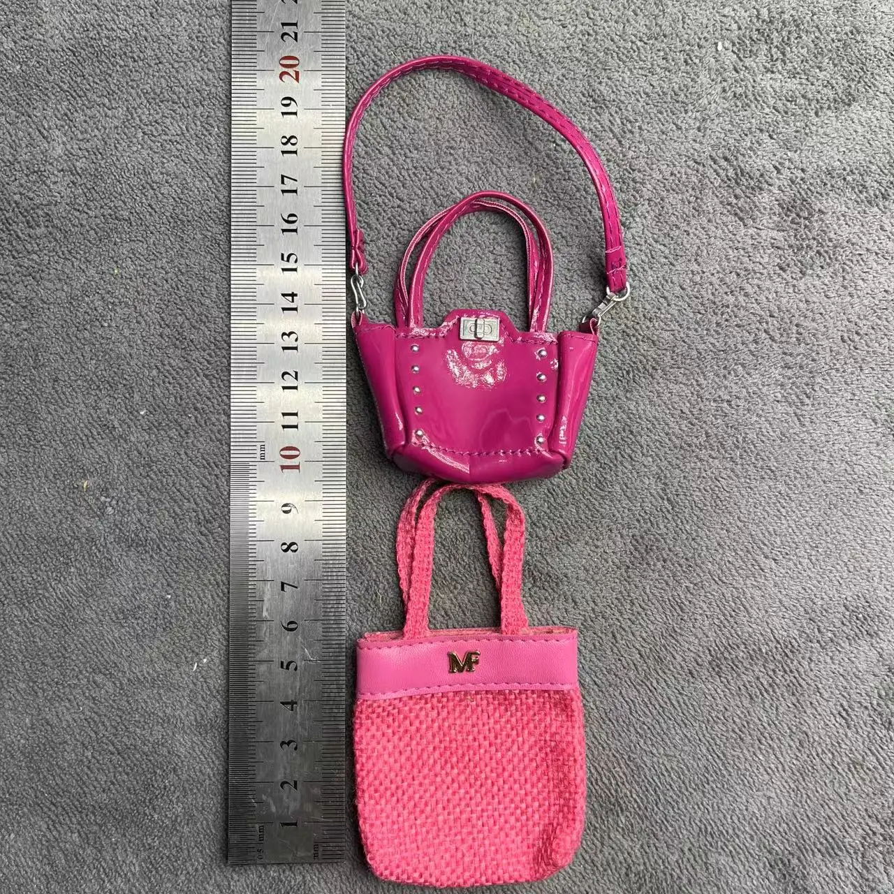 Original 2Pcs/set Surprise Ball Miniature Handbag Doll Accessories Girl DIY Holiday Gift Toys