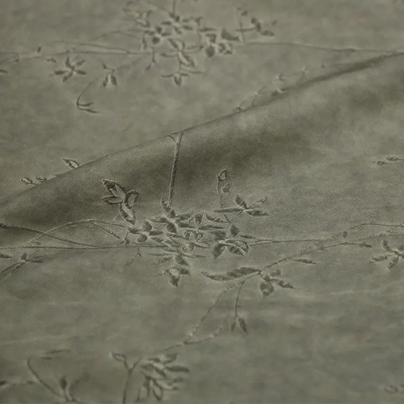 

Dirt-dyed silk fabric embossed crepe blend jacquard stir-fried color designer