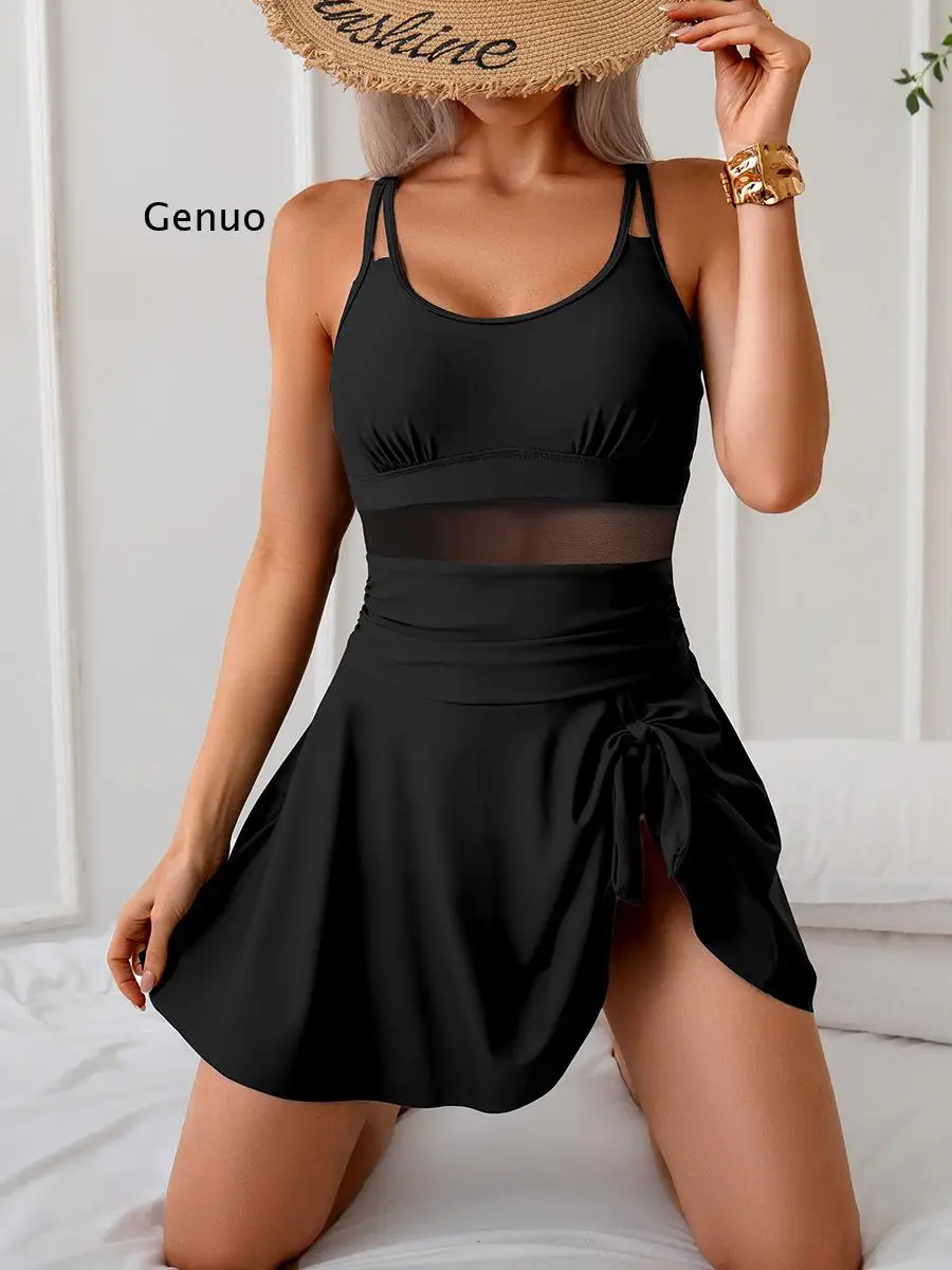 

Купальник-монокини с юбкой, утягивающий живот, с сетчатыми вставками, высокой линией бедра и встроенным бюстгальтером