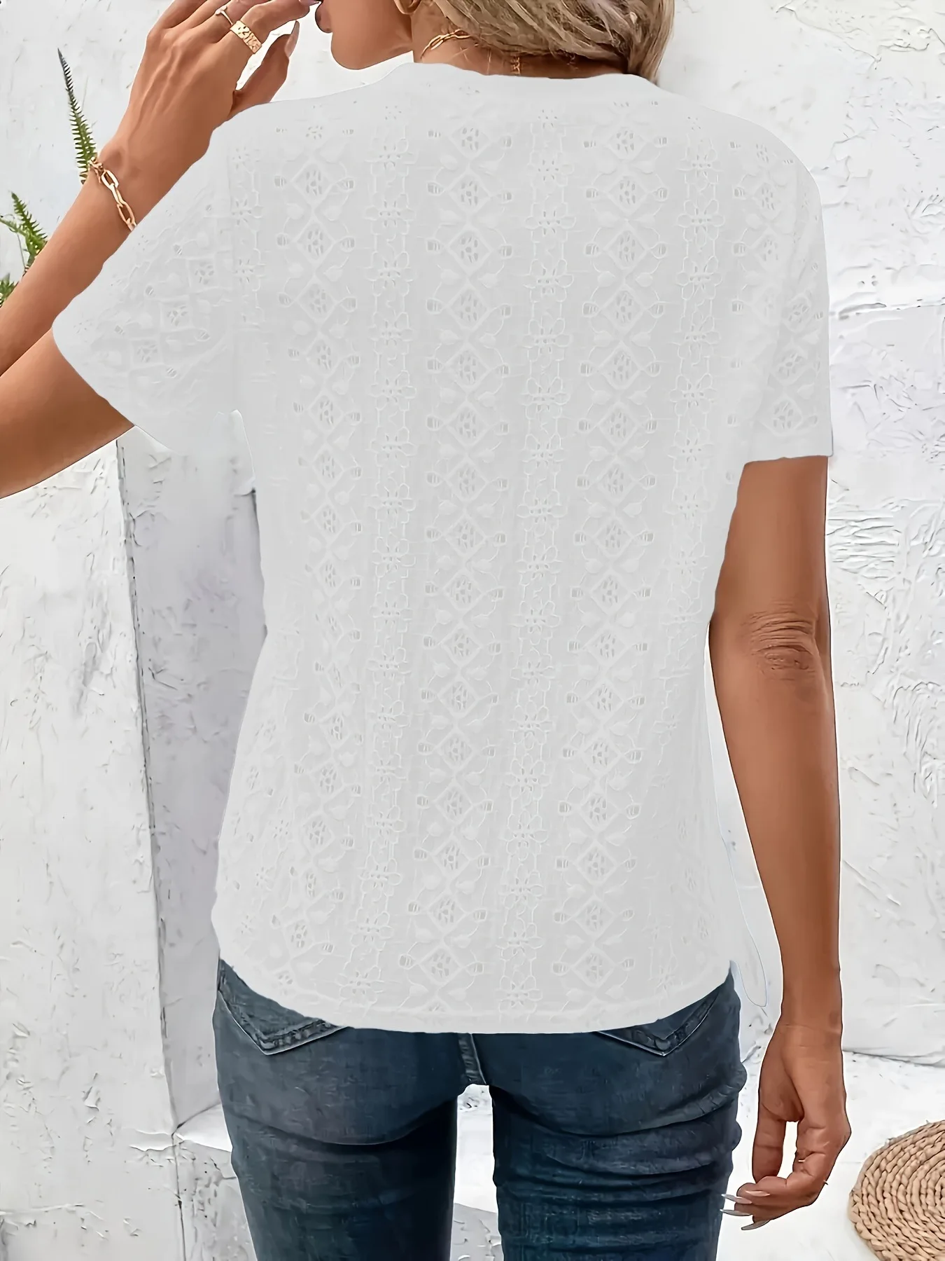 Neues Sommer-T-Shirt für Damen mit Rundhalsausschnitt und Schnürung, kurzärmelig, lässig, vielseitig, einfarbig, lockere Passform, schlankmachendes Oberteil – Detail 6