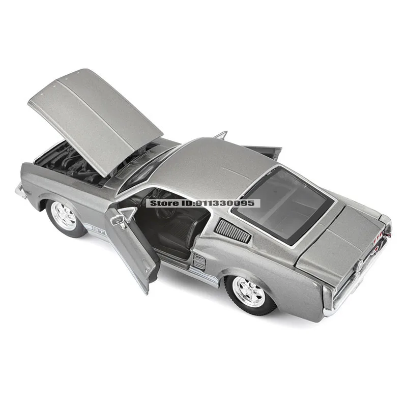 Maisto 1:24 Ford Mustang GT 1967 GT500 Super Duty car model die-casting static precision model collection gift toy tide play