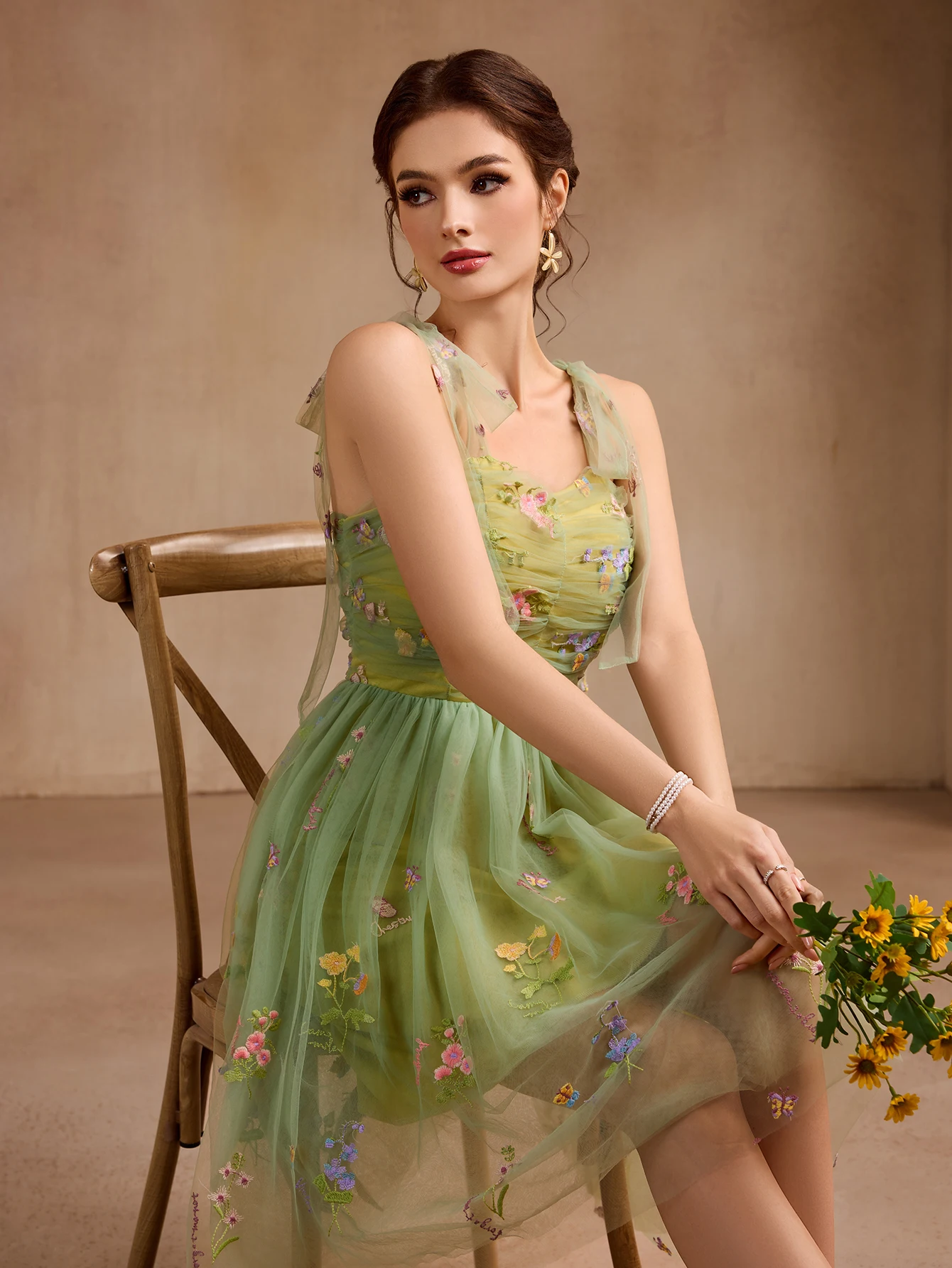 春と夏の刺繍グリーンメッシュカクテルパーティー卒業シーズンドレスウェディングパーティードレスブライズメイドドレス