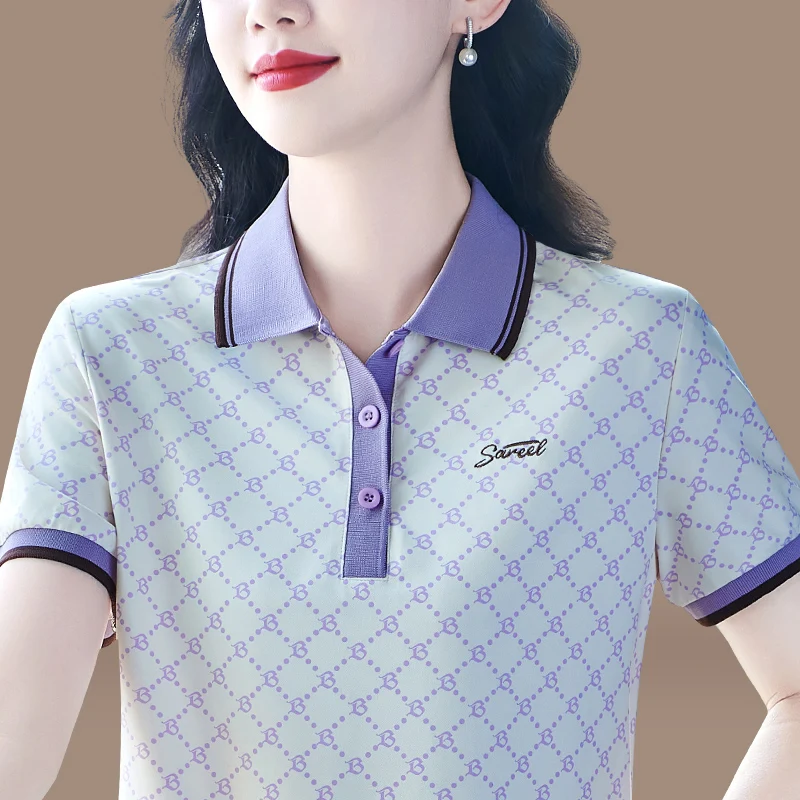 

Новая женская футболка с отложным воротником 2025 года, модная летняя одежда для мам среднего возраста, свободный крой, тонкая модель