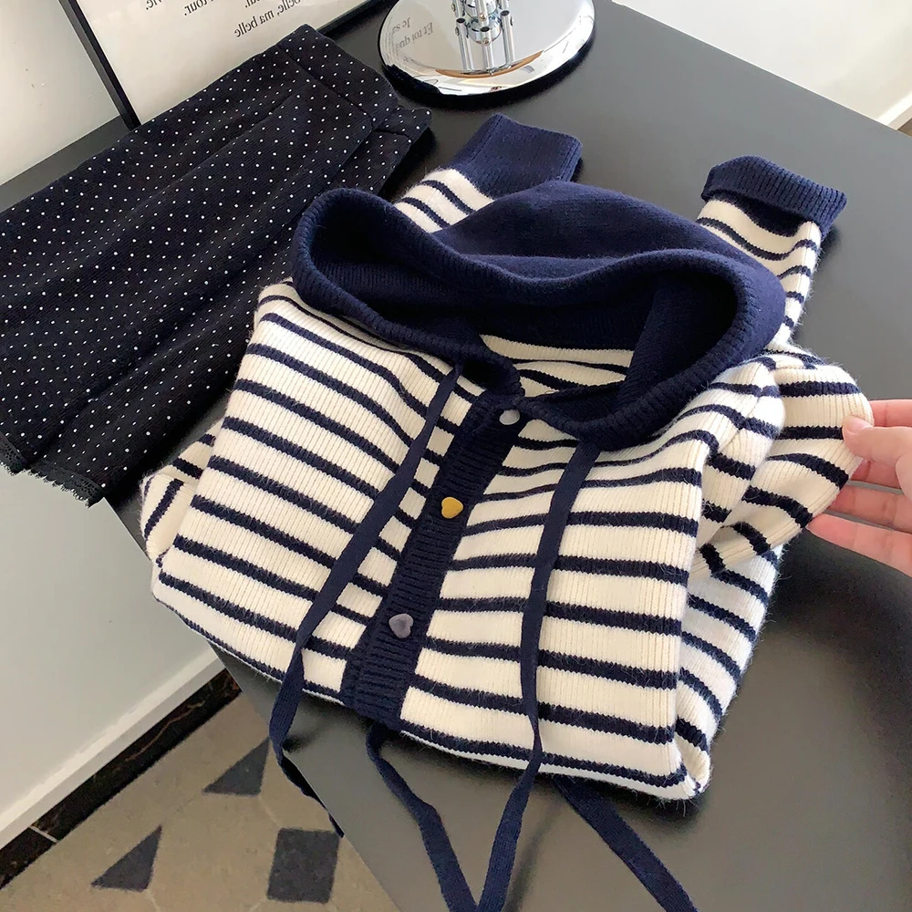 

Женский полосатый кардиган в ленивом стиле, мягкий теплый свободный цветной вязаный свитер с капюшоном, пальто в консервативном стиле, повседневная осенняя верхняя одежда