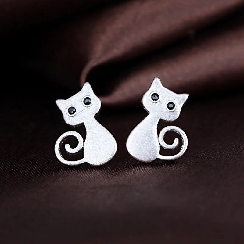 Beautiful New Fashion Jewelry Personality 925 Sterling Silver Black Eyes Crystal Cat Temperament Women Stud Earrings   E041