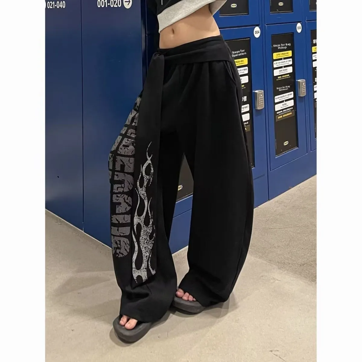 

Американские спортивные брюки с принтом под змеиную кожу, свободного кроя, для джазовых и уличных танцев, повседневные, прямые, широкие штанины