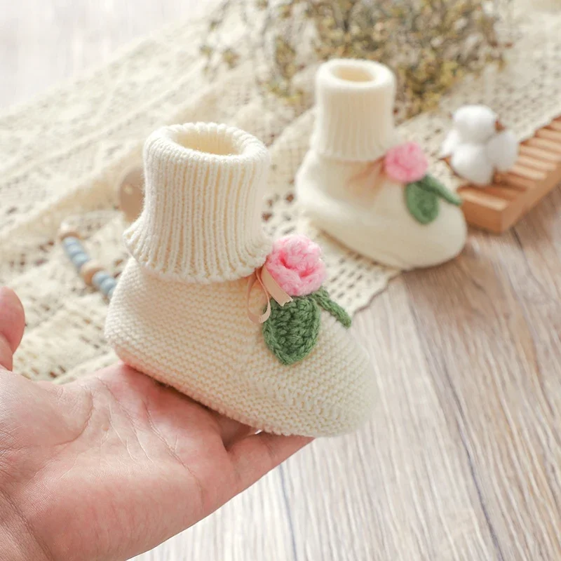 Baby Shoes Knit Toddler Slip-On Solid Bed Shoes Handmade 0-18M Footwear Newborn Girls Boots Fashion Floral Bow Warm Infant Socks