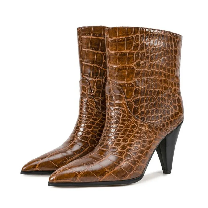 

Женские ботильоны с крокодиловым принтом, короткие ботинки на коническом каблуке в стиле ретро с острым носком, европейские и американские ботинки, женская обувь 2025
