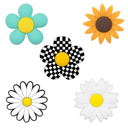 4/5/6PCS Bag Charms Fashion Sunflower Women Handbag Accessories Fashion Flower Charms for Beach ag Summer Style Tote Bag Decor