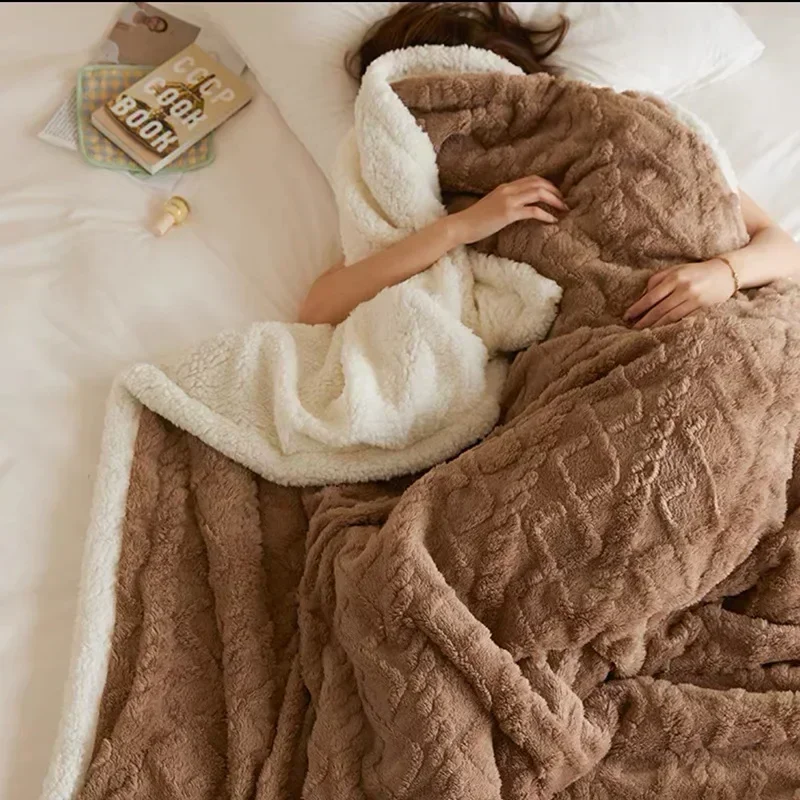 Double Side Lamb Wool Thick Winter Sleeping Blanket Microfiber Flannel Throw for Bed Cozy Comfortable Super Soft Warm Quilt