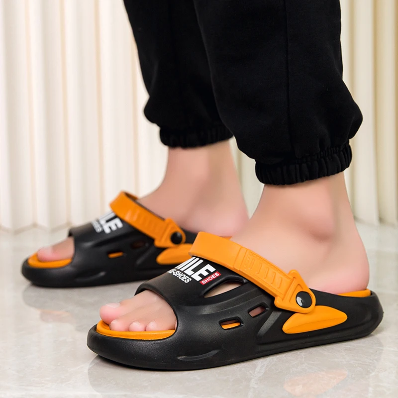 Fashion Men Sandals Outdoor Beach Slippers Comfortable Soft Sole Slides Men Clogs Casual Shoes Garden Shoes Men Beach Sandals