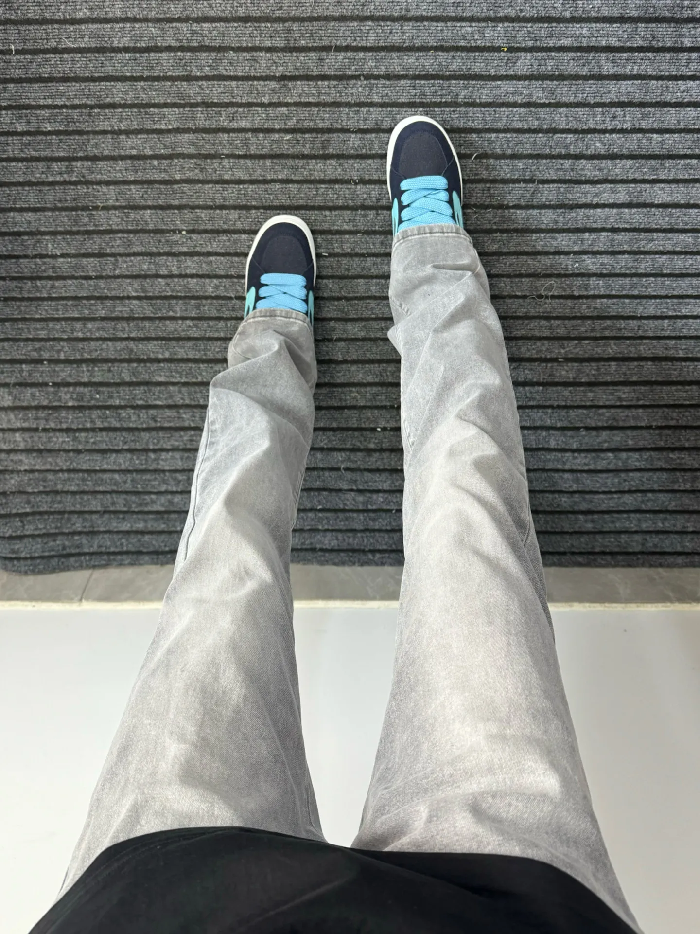 

Slim Straight Leg Jeans Men's Washed Smoke Grey High Street Vibe Skinny Narrow Version Bootcut Pants Youth Casual Wear