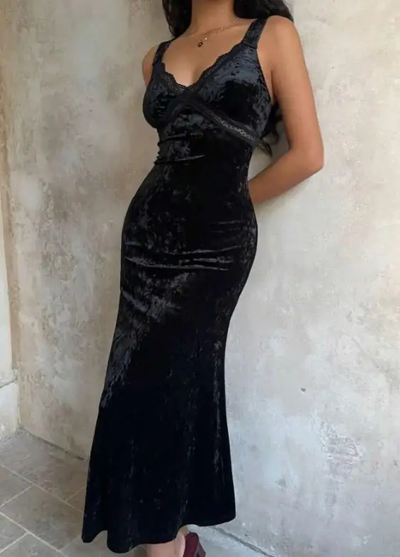 

Womens Velvet Lace Patchwork V-Neck Sleeveless Dress Slim Fit Hip Hugging Fish Tail Long Skirt Temperament Commuting Retro Dress