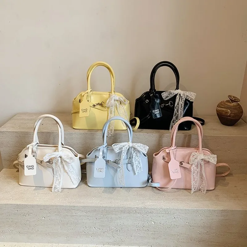 

Elegant Classic Diaper Bags For Women Designer Leather Crossbody Bag Vintage Shoulder Bag Simple Large Capacity Fashion Tote