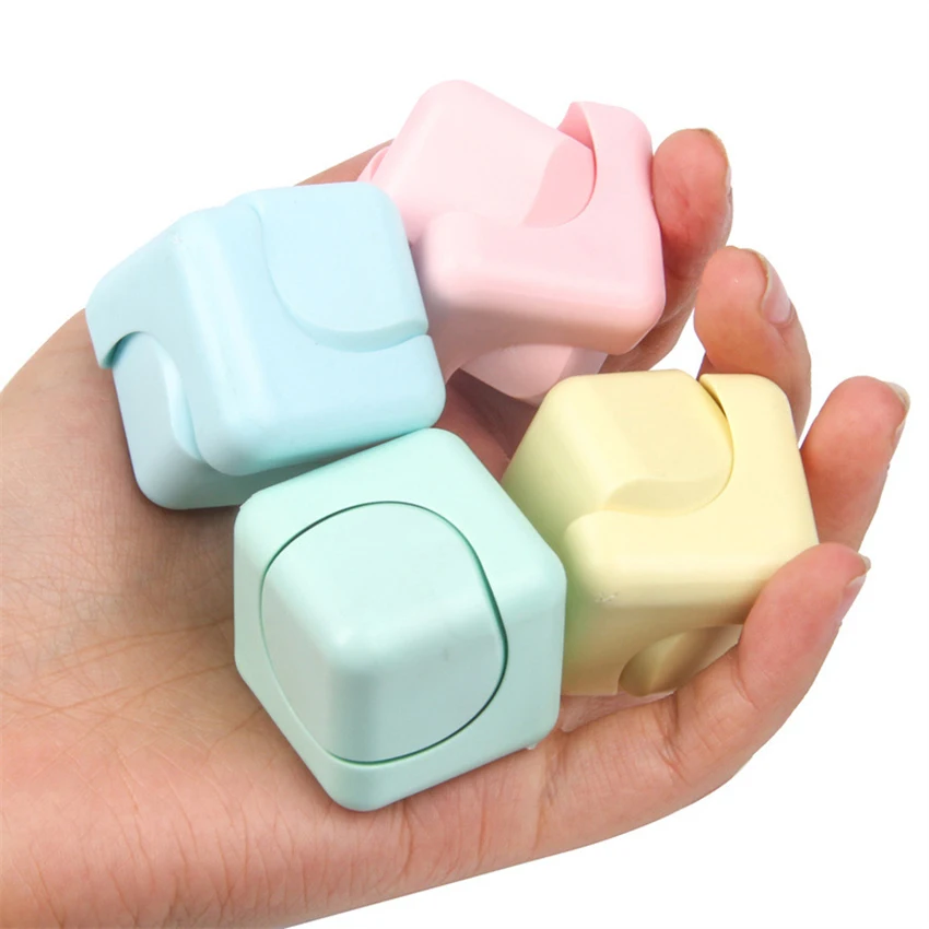 لعبة فيدجيت سبينر البلاستيكية لتخفيف التوتر أثناء السفر في المكتب تساعد على القلق والتوحد والتوتر - مكعب EDC للبالغين لسطح المكتب. #1