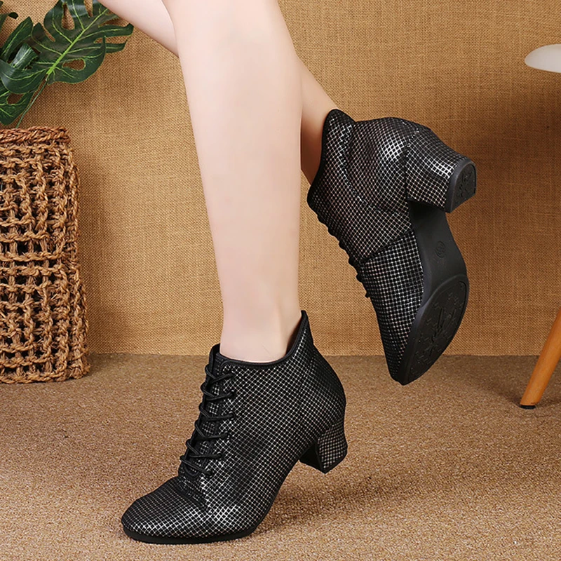 2024 New Fashion Women\'s Mid-Heel Latin Dance Shoes, Ballroom Dancing Shoes, Manufacturer Directly Selling sneaker