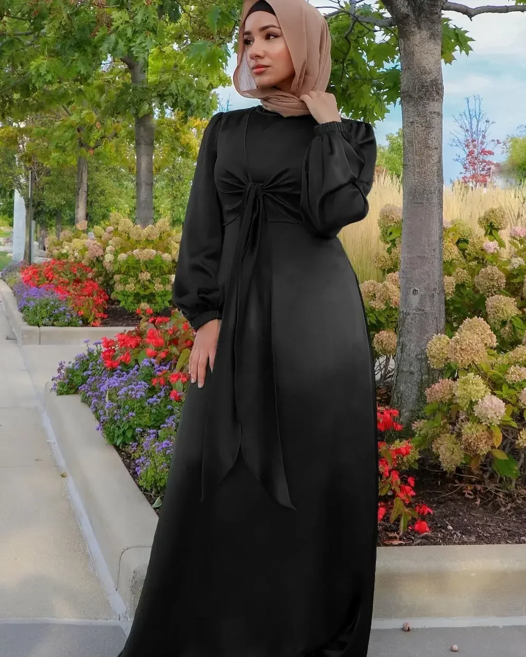 Imagem -04 - Vestido Muçulmano Hijab Cetim para Mulheres Ramadan Abaya Turquia Kaftan Eid Abayas Dubai Vestuário Islã Verão Caftan