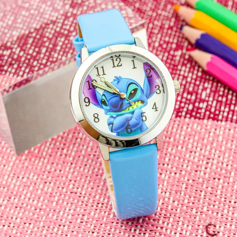 

Детские часы Disney Stitch с мультяшным ремешком из искусственной кожи, аналоговые часы, детские кварцевые часы, подарки для мальчиков и школьников