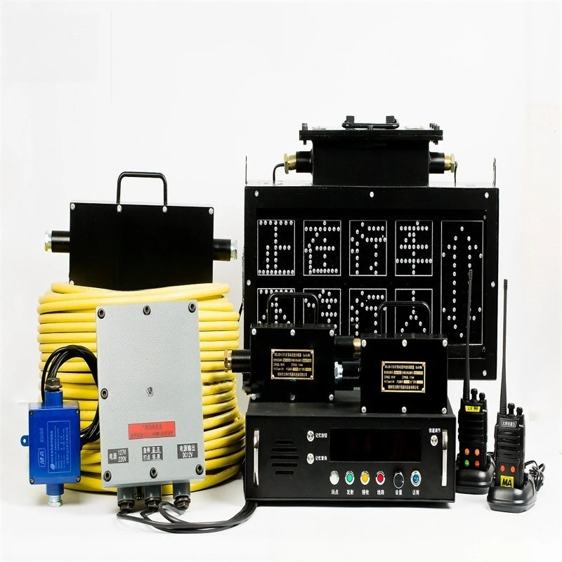 Mine leakage communication device, human-vehicle communication signal systemc