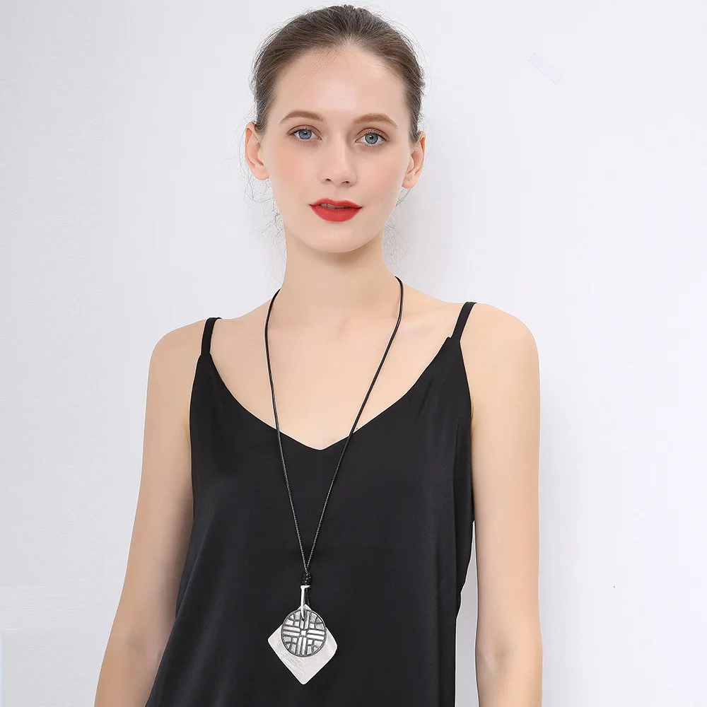 trend necklace, European and American simple and cold wind geometric women's long pendant, environmentally f