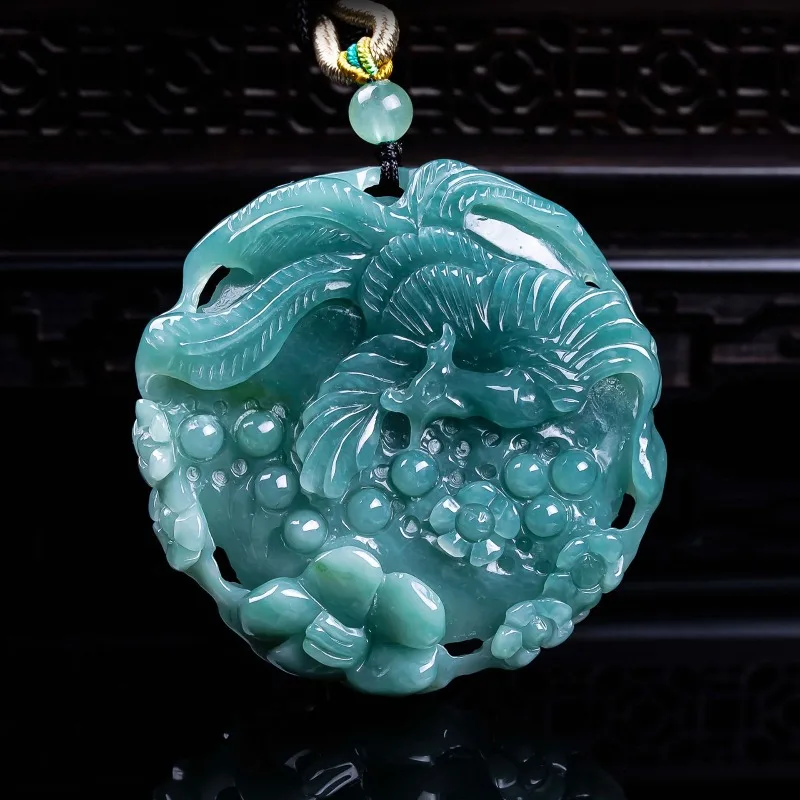 

High quality natural A-grade jade phoenix presents a luxurious hollow out exquisite phoenix brand jade high ice pendant