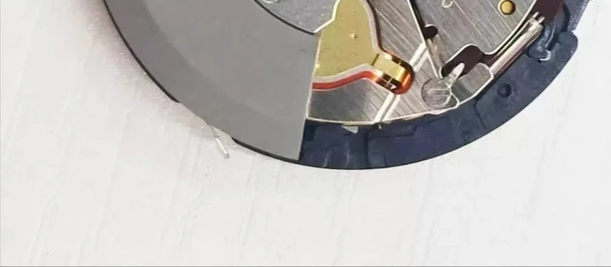 Аксессуары для часов, YT57 Оригинальный японский искусственный кинетический энергетический механизм YT с тремя контактами и одним календарем