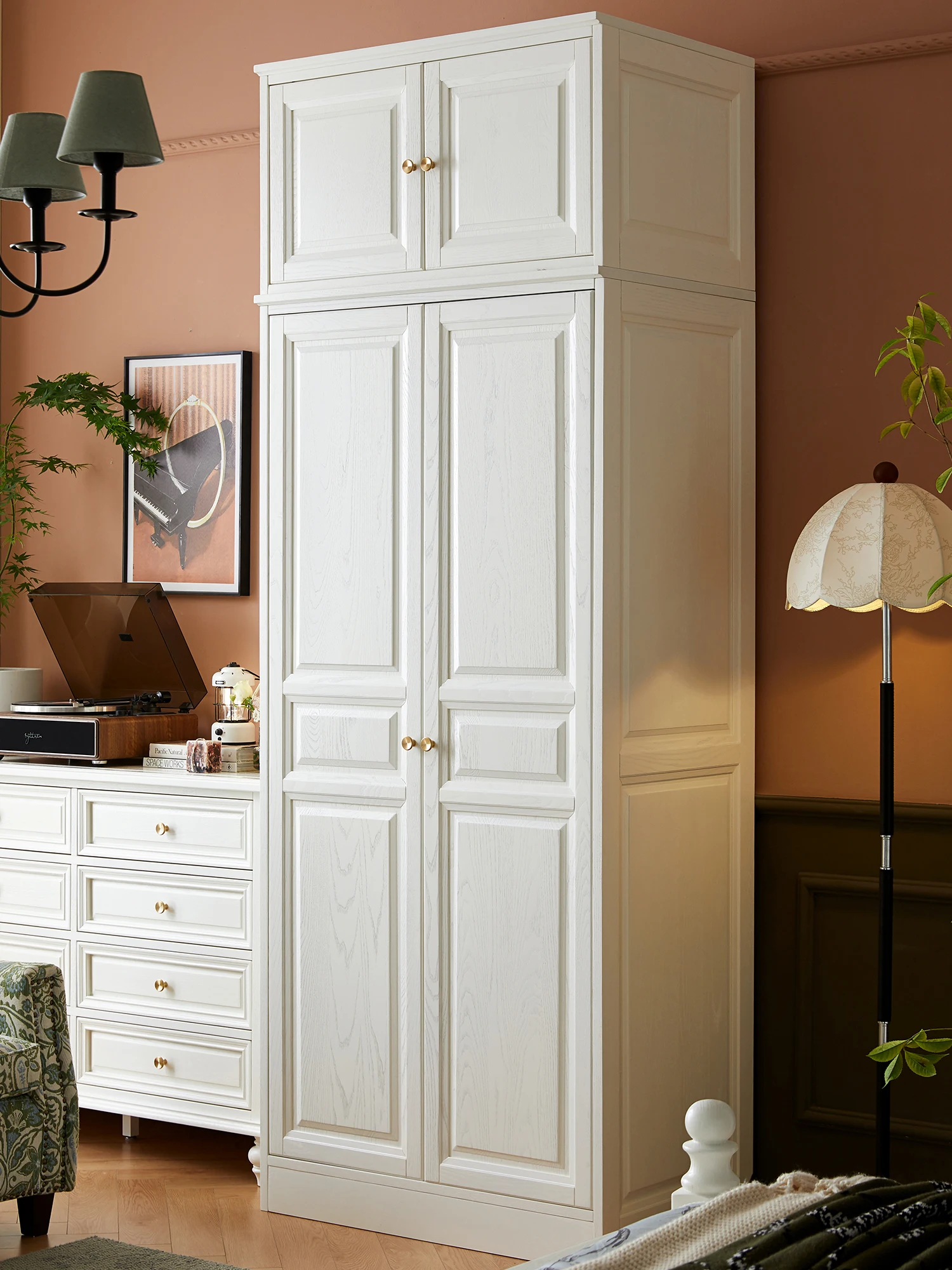 

LTT American all solid wood floor-to-ceiling wardrobe French light luxury white three-door storage cabinet