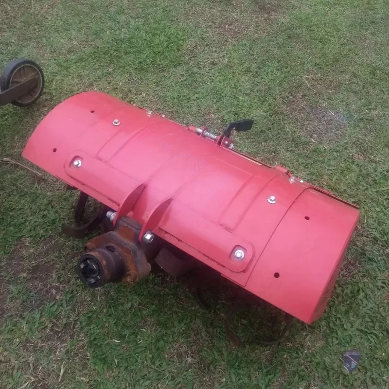 يمكن استخدام مقبض التحيز القابل للعكس للديزل مع قضبان المنجل وجزازات الكذب والمعاول الدوارة وما إلى ذلك.