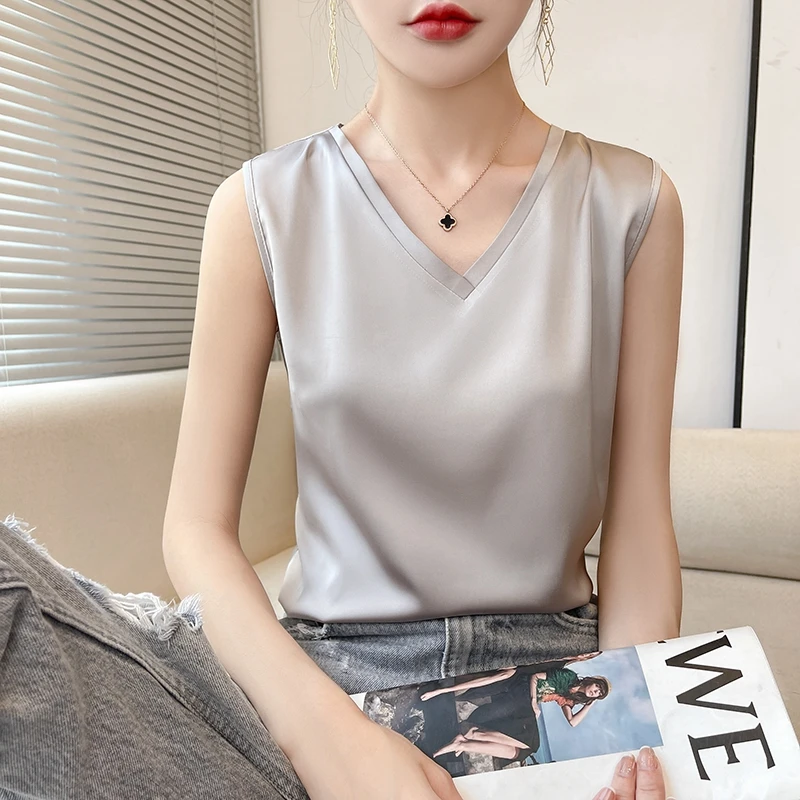 2023 High Quality Summer V-Neck Silk Satin Tank Top Office Lady Blouse Women Sleeveless Vest Plus Size Bottoming T-Shirt