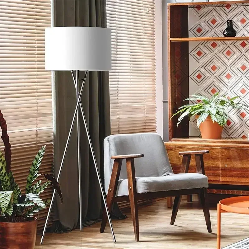 

2024 Nordic Designer Fashion and Simple LED Floor Lamp Good Quality E27 Standing LampEurope Lamp Standing Lamp for Room