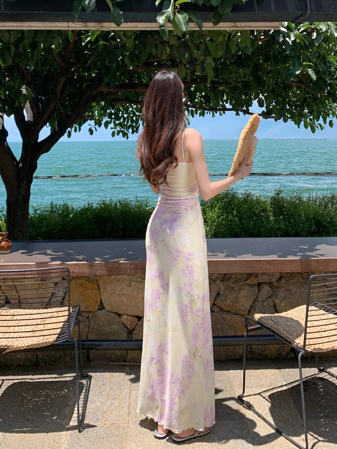 여름 롱 플로럴 프린트 테르 네 가운 비치 바캉스 허리 조임 드 프렌치 슬레 소프트 미 노 스베 V넥 폴리에스터...