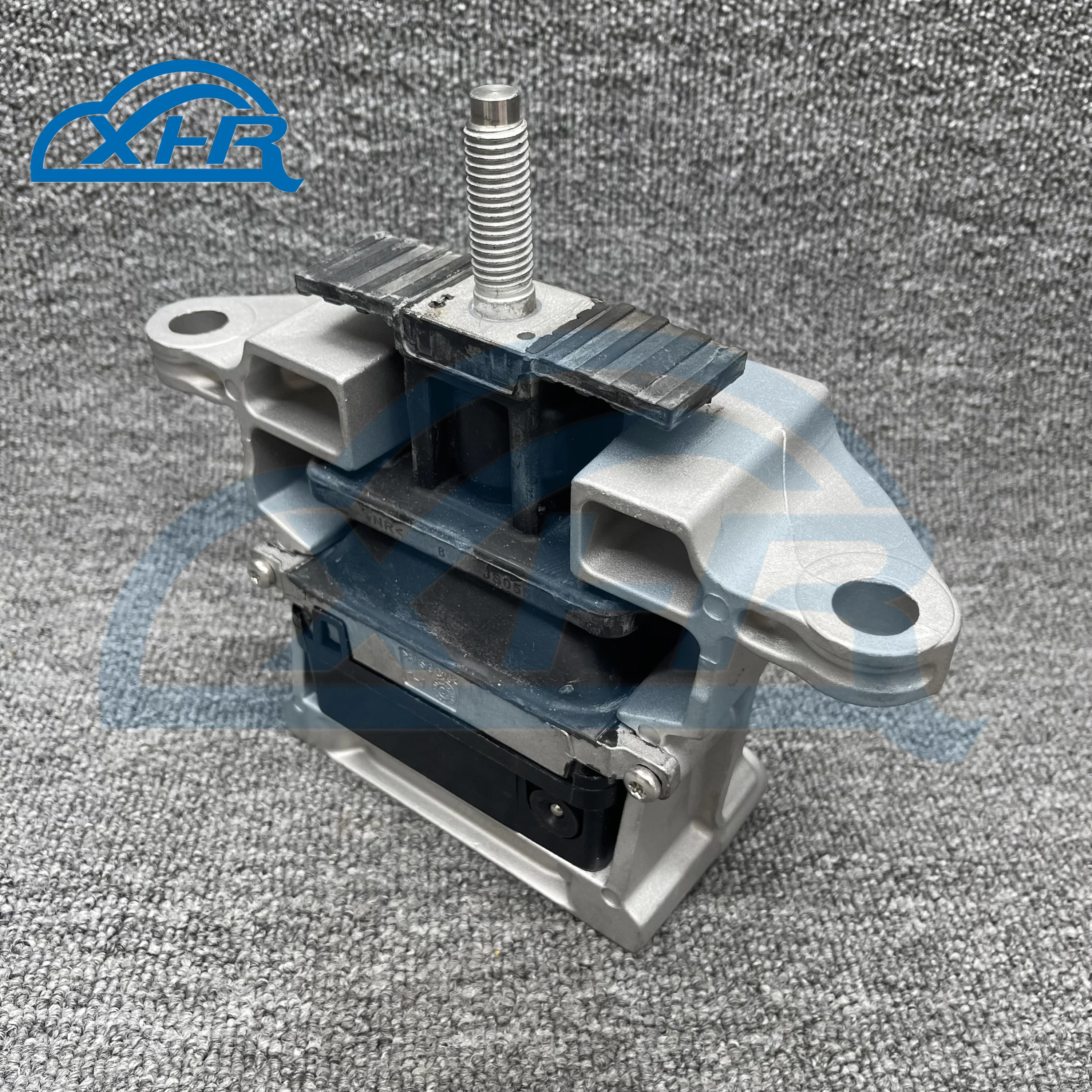 LR128245 1pcs Front Right Engine Motor Mount Bracket Support for Land Rover Discovery Sport New Range Rover Evoque L551 LR113748