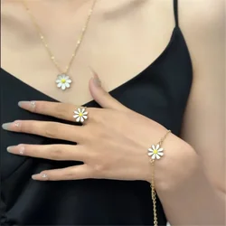 Fashion Trend Unique Design Elegant Delicate Simple Small Daisy Flower Ring Bracelet Necklace Women Jewelry Party Premium Gift